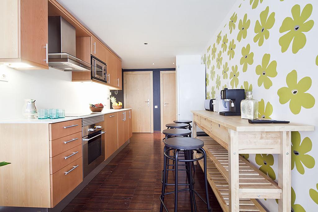 Apartment Barcelona Rentals - Private Pool And Garden Center Екстер'єр фото